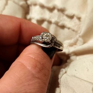 Kay Jewelers 14k white gold and diamonds engagement ring size 9